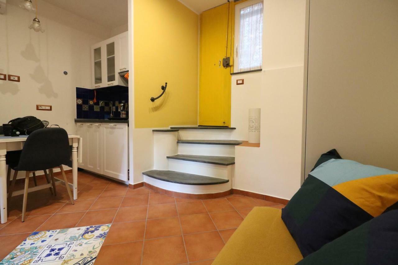 Giallo Napoli Экстерьер фото